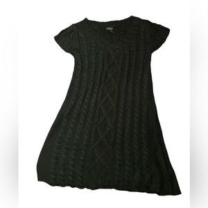 Cable knit  v neck sweater dress